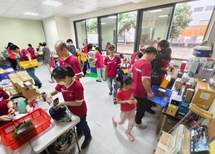 Lucidity’s Family Day featured a special charity second-hand market