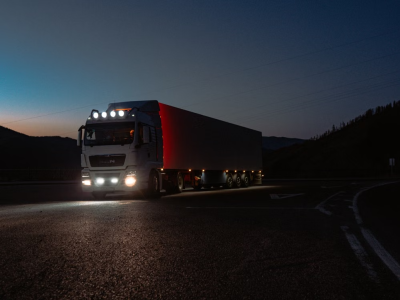 What Is a Maneuvering Lamp? Key to Driving Safety